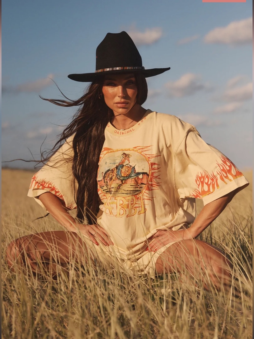 NWT Sabbi THE VERY OVERSIZED FLAMING COWBOY TEE - SAND L